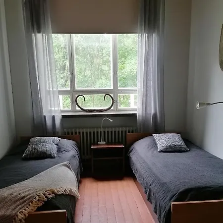 Vanhan Koulun Majatalo-old School Hostel *