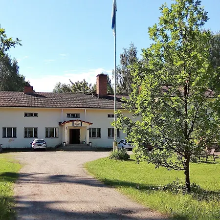 Vanhan Koulun Majatalo-old School Hostel Kolinkylä