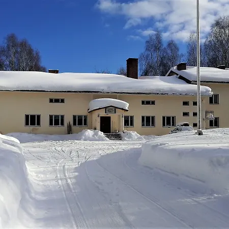 Hostel Vanhan Koulun Majatalo-old School *