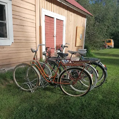 Hostel Vanhan Koulun Majatalo-old School *