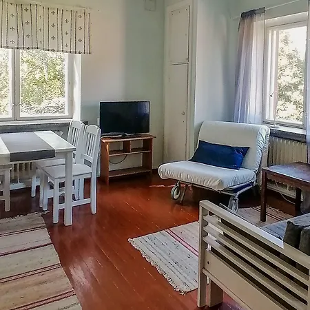 Hostel Vanhan Koulun Majatalo-old School *