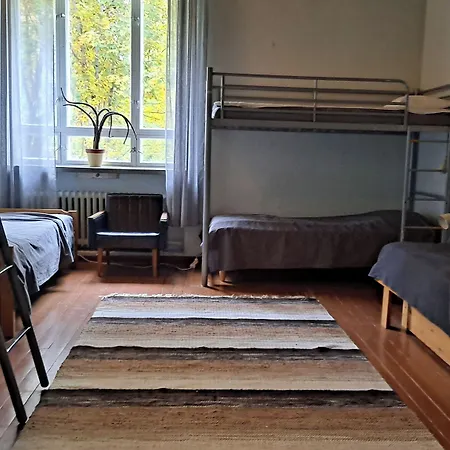 旅馆 Vanhan Koulun Majatalo-old School Kolinkylä