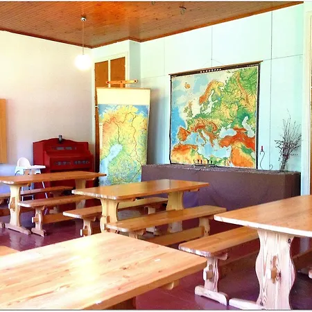 Vanhan Koulun Majatalo-old School 旅馆 Kolinkylä