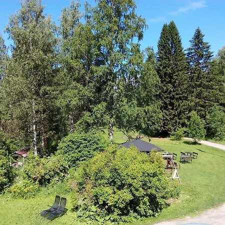 旅馆 Vanhan Koulun Majatalo-old School Kolinkylä