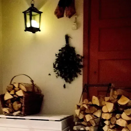 旅馆 Vanhan Koulun Majatalo-old School Kolinkylä