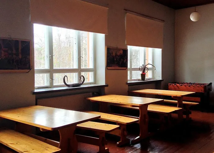 Hostel Vanhan Koulun Majatalo-old School Kolinkylä